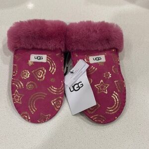 UGG Fuchsia and Gold Patterned mittens